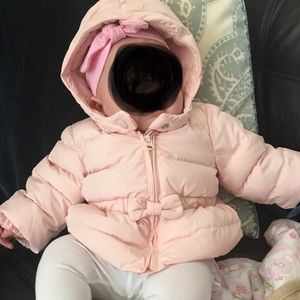 SOLD Baby Gap hooded Puffer- LIKE NEW Size 0-6Mo💕